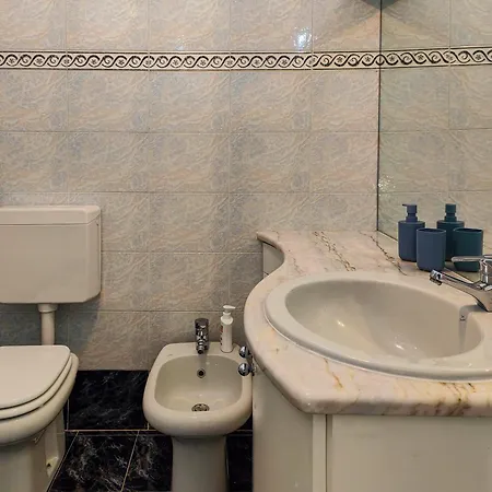 Luxury Vista Mare Garage E Posto Auto Apartment Loano